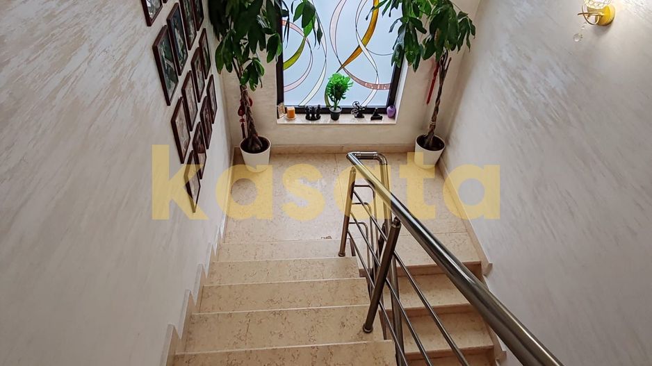 Vila care redefinește echilibrul între rafinament, spațiu și liniște - Poză 31