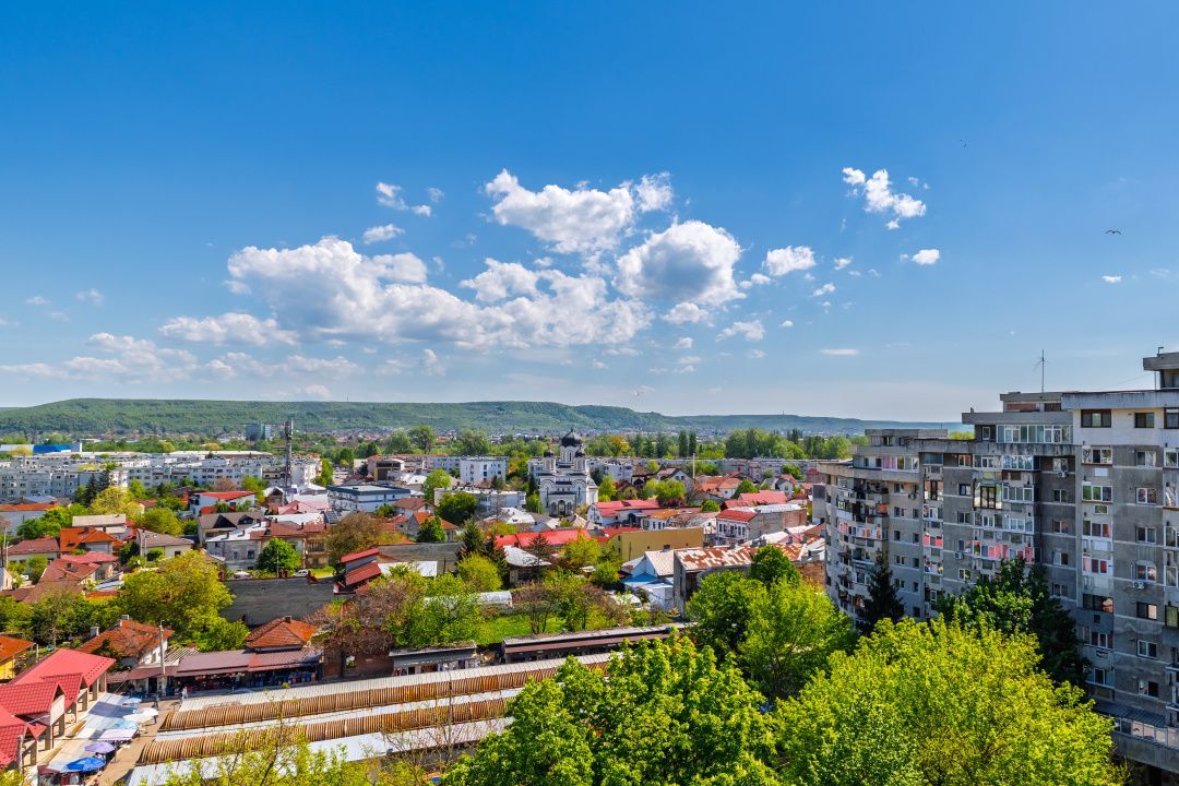 RAR PE PIAȚĂ! Apartament ultracentral cu vedere panoramică – I.C. Brătianu - Poză 7