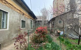 Casă cu teren generos lângă Bulevardul Banu Manta - Poză 6