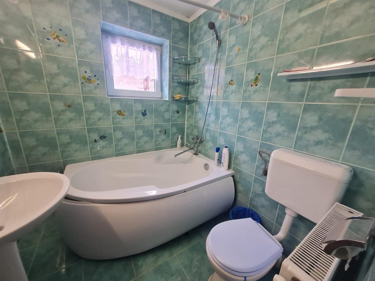 Vila multifunctionala in Predeal - oportunitate  resedinta si/sau afacere - Poză 22