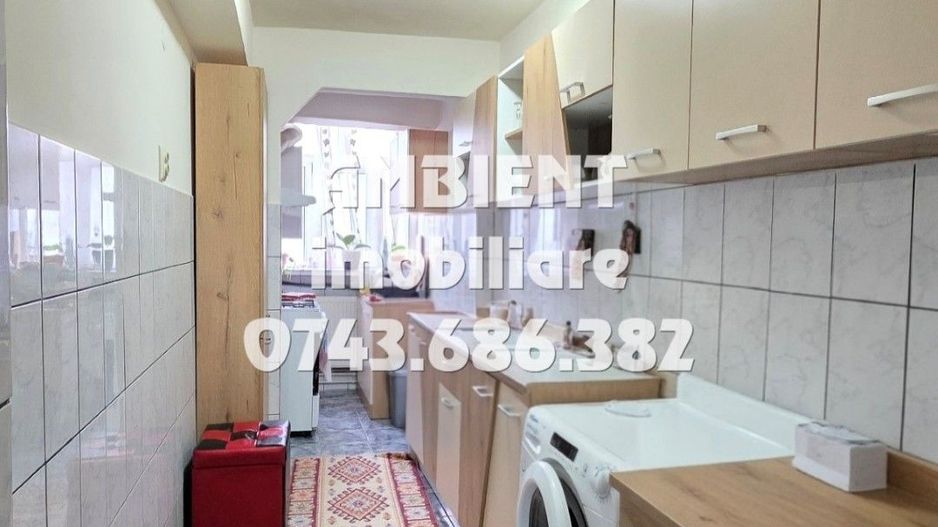 Apartament cu 3 camere, mobilat si utilat, etaj 3, VASLUI zona CENTRU; - Poză 8