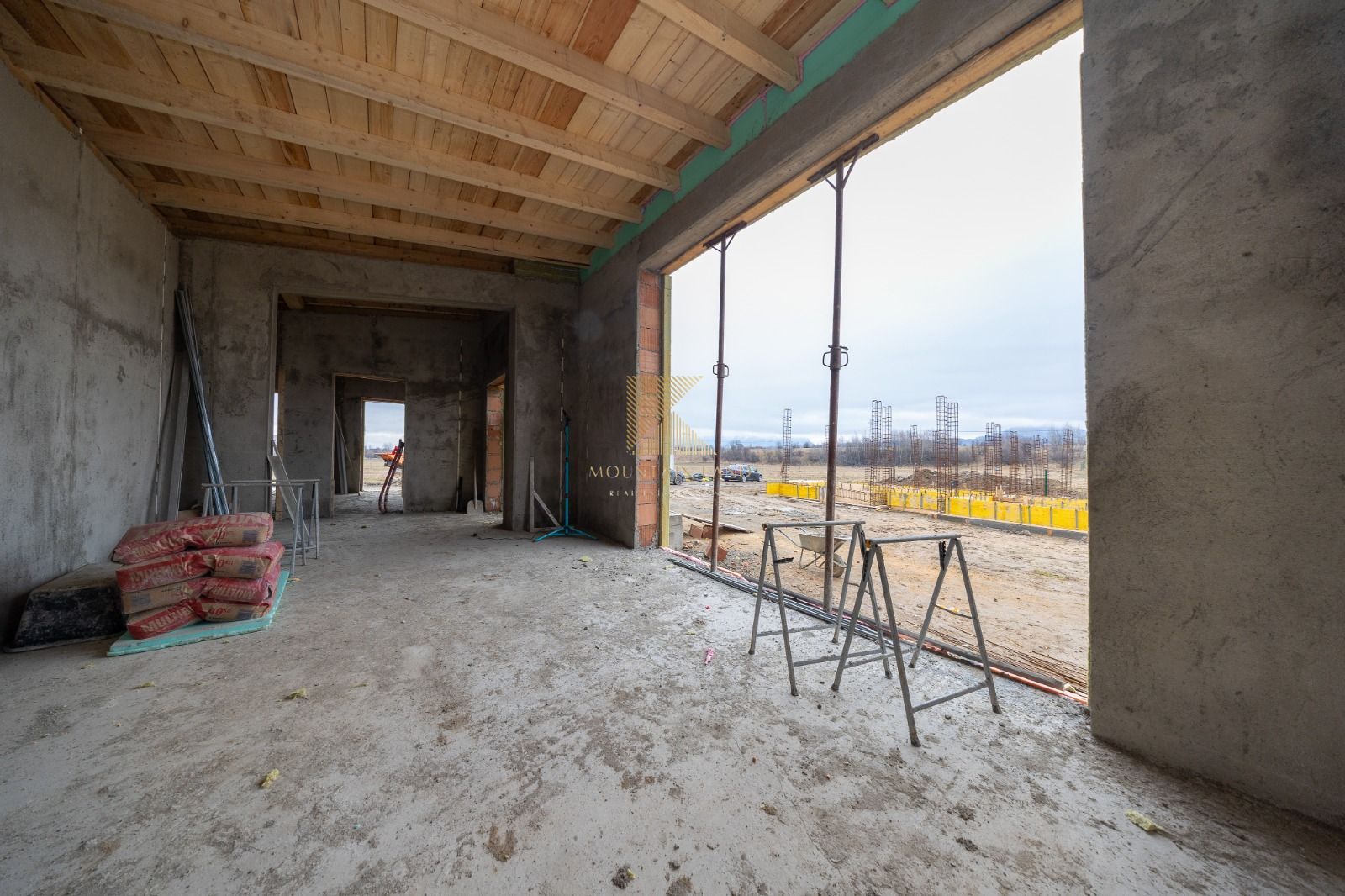 Casă premium la poalele Munților Piatra Craiului și Bucegi - Poză 10