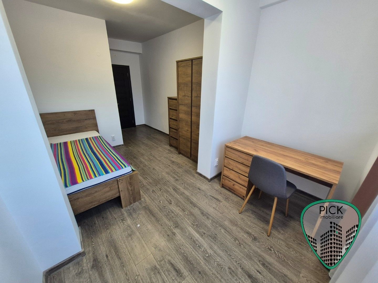 P 4244 - Apartamente de închiriat Zona 7 Noiembrie - Poză 7