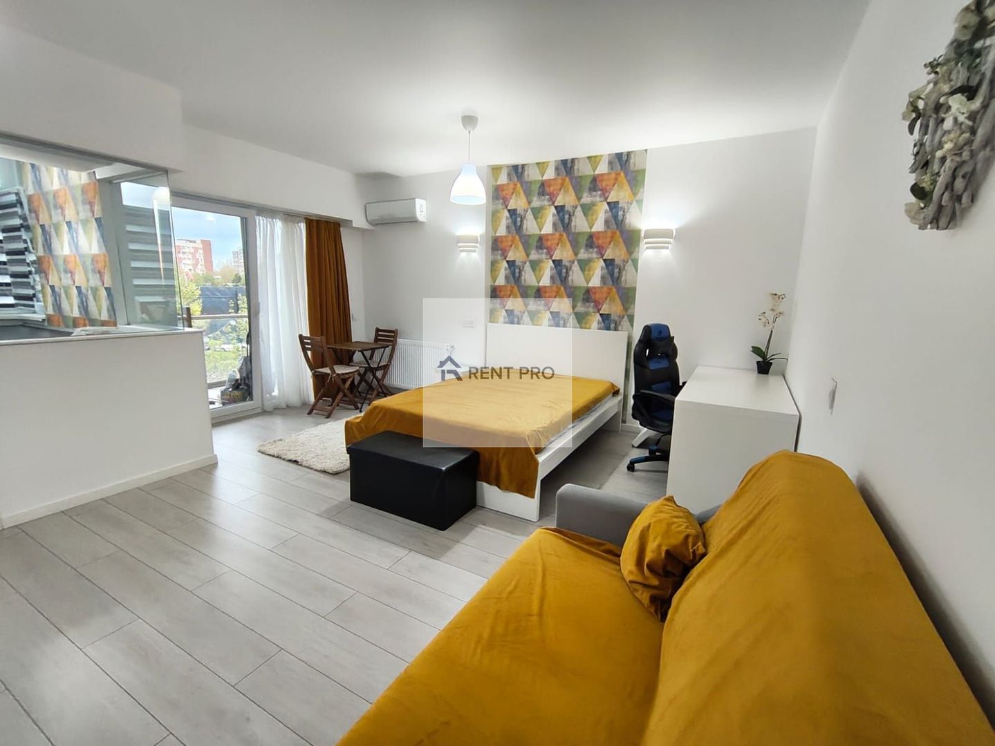 Studio GranVia Park Plaza Mall - Poză 1