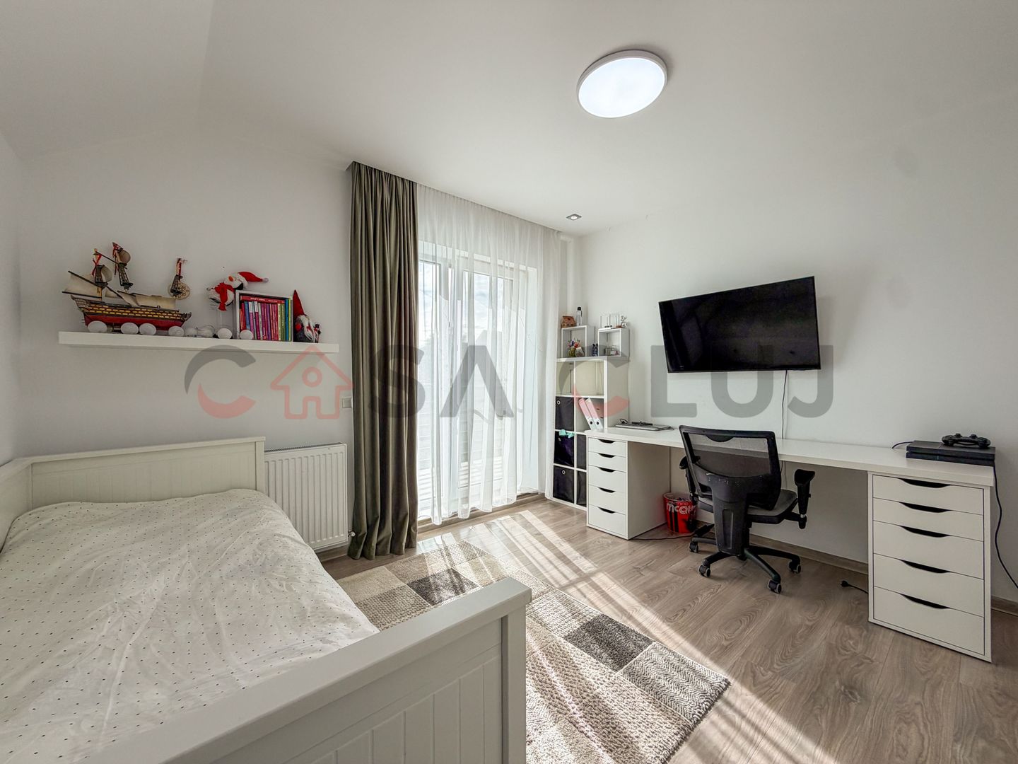 Casa individuală cu teren de 1400 mp, Salicea - Poză 13