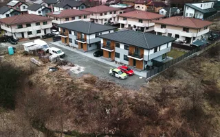 Duplex 4 camere DECOMANDATE, 120 mp utili, 180 mp curte, P+ET+POD - Poză 36