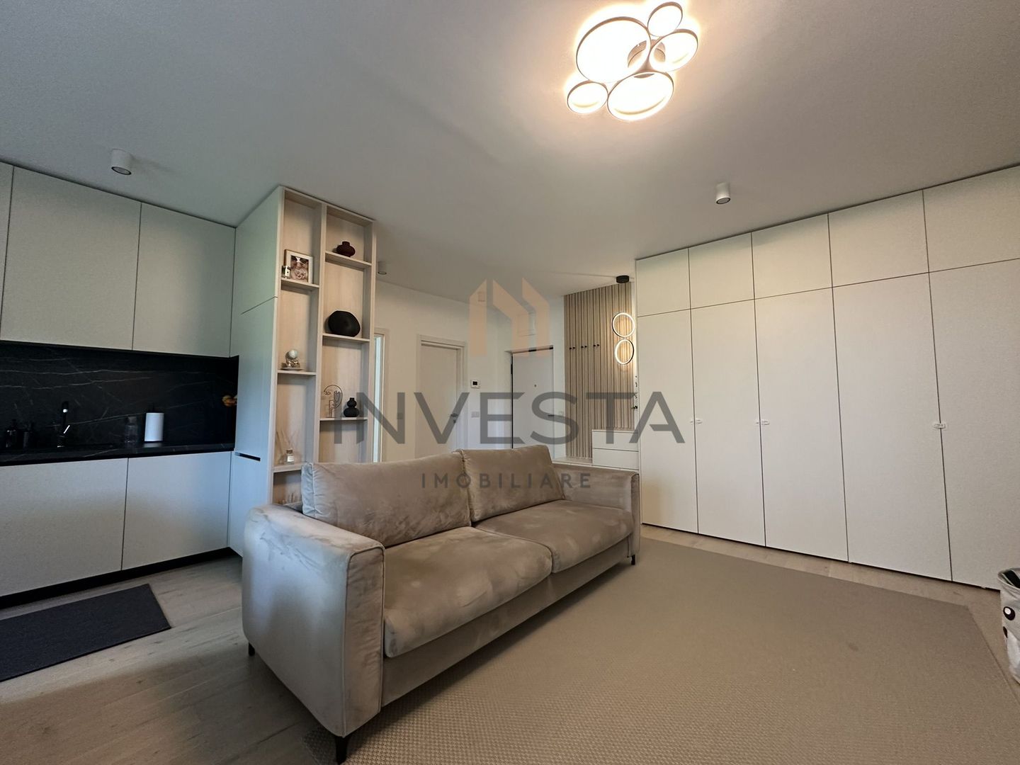 RECORD PARK! Apartament superfinisat cu gradina proprie! - Poză 2