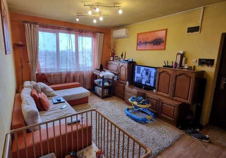 Apartament 3 camere Piata mica - Poză 1