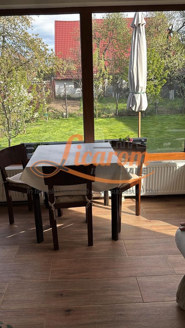 Proprietate saseasca cu 2 corpuri de casa, Comuna Vulcan,Brasov. - Poză 2
