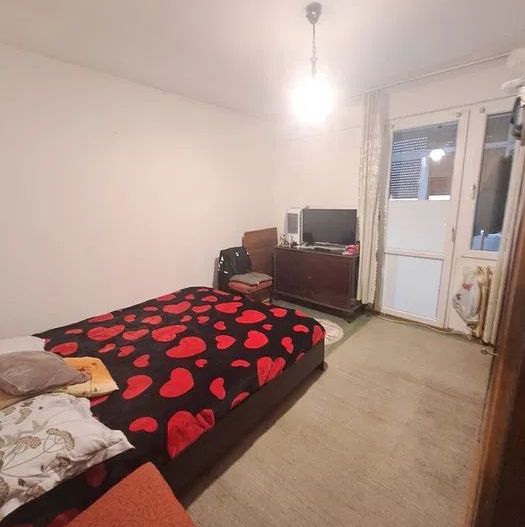 2 Camere Bulevardul 1 Decembrie Auchan Titan - Poză 2