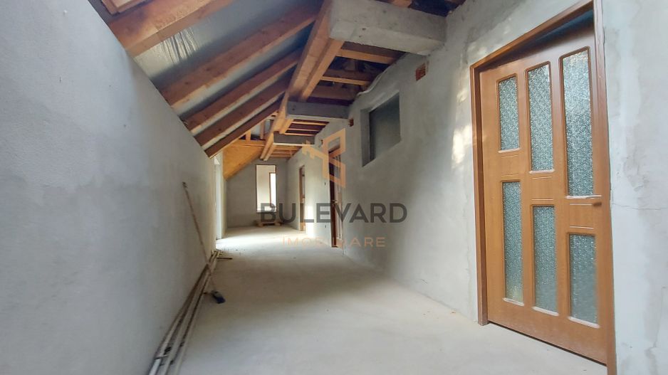 Casa individuala+ birou/spatiu comercial pe Strada 1 Mai! - Poză 8