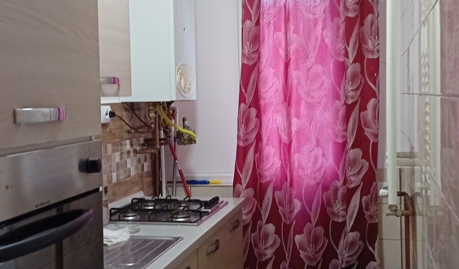 Ag EUROPA vinde ap 2 cam RENOVAT 44mp la etajul 1 în Micro 14 - Poză 5