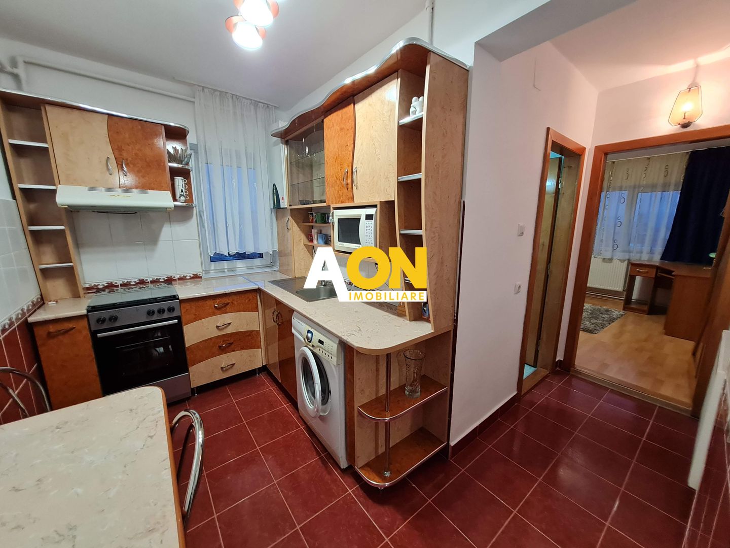 Aparatament 2 Camere Decomandat Zona Cetate - Poză 7