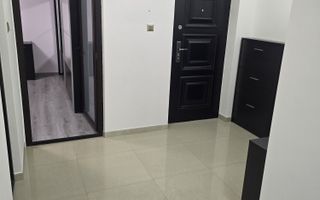 Acasă, în inima orașului – 3 camere renovate, liniște, comfort total - Poză 1