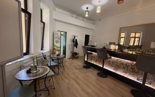 Spatiu comercial ultracentral, cu potențial si pozitie de exceptie! - Poză 2