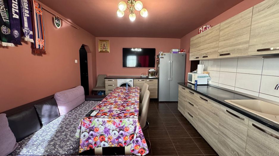 COMISION 0% | Apartament 4 Camere | 70 mp | Etaj 3 | Zona Soarelui - Poză 2