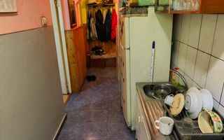 Apartament 3 camere 45 m² Romulus Cioflec - Poză 2