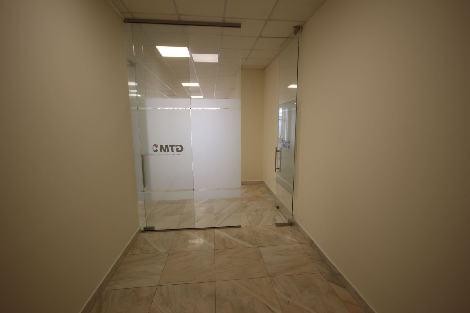 Birouri 150 mp-zona Sagului - Poză 8