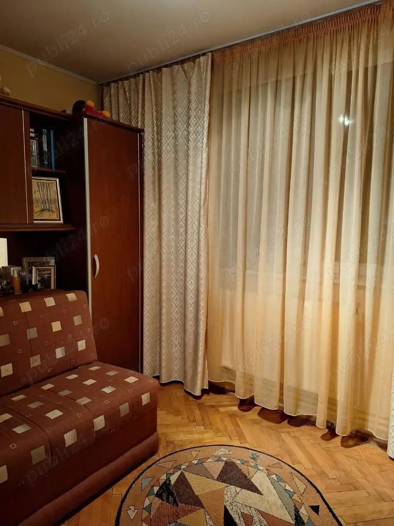 3 camere, decomandat, etaj 4/4, Tiglina 2 - Poză 3