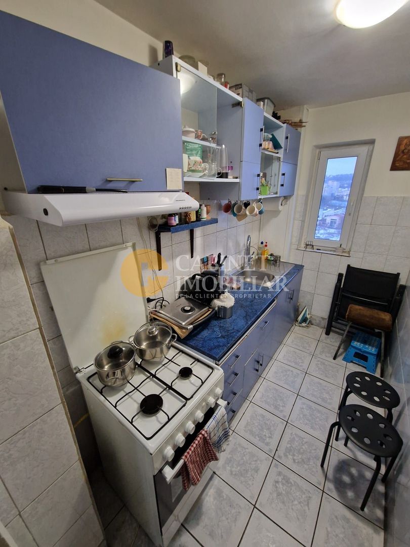 3 Camere Decomandat- Etaj intermediar+ Loc de parcare- Zona Alexandru cel Bun - Poză 4