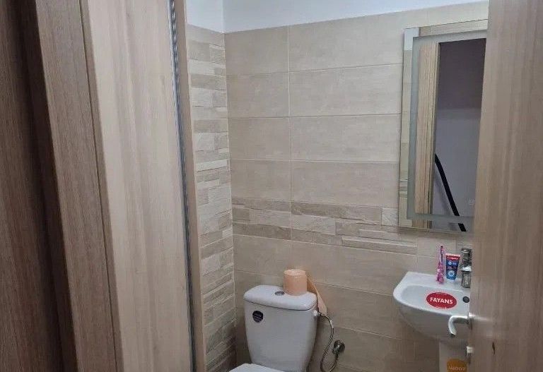 APARTAMENT  SUPERB CU LOC PARCARE ZONA FUNDENI - Poză 3