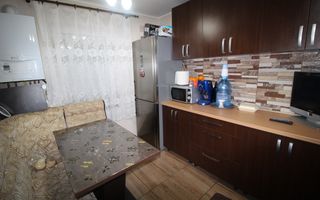 CASA-ZONA MEHALA CU DOUA FRONTURI - Poză 7