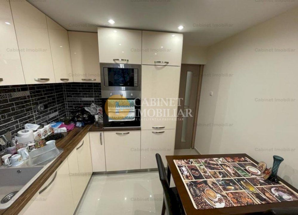 Etaj 1 apartament cu 2 camere mobilat utilat complet zona Tatarasi - Poză 4