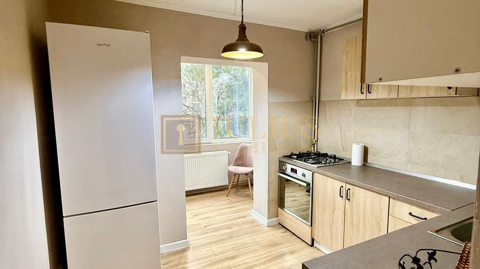 3 camere, Aradului, centrala proprie, renovat recent - Poză 7