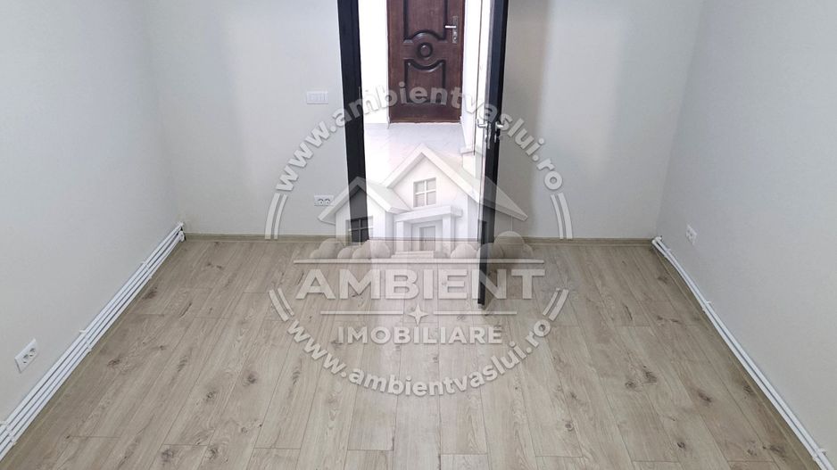 Apartament cu 2 camere, parter, renovat total, VASLUI - zona PROCOPIU; - Poză 4