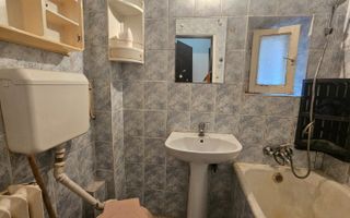 DE VANZARE AP 2 CAMERE 34 MP GORJULUI | DECOMANDAT | METROU | - Poză 4