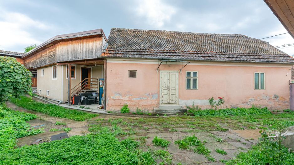 Casa in Purcareni, strada Principala - Poză 27