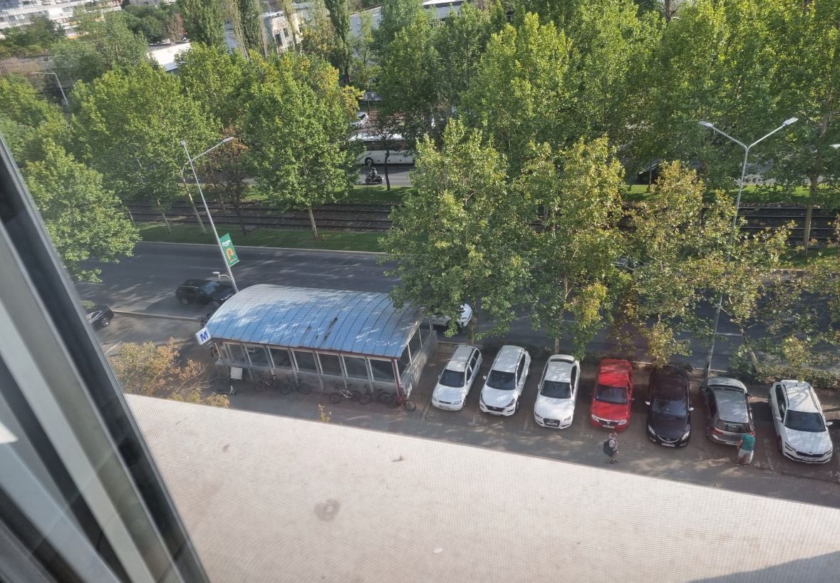 AP. 2 CAMERE RENOVAT, MOBILAT NOU, METROU IN FATA BLOCULUI, COMIS 0% - Poză 3