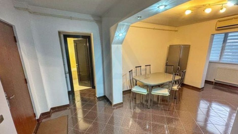 Apartament  2 camere 2 balcoane amenajate si pivnita etaj 1 Strand - Poză 3
