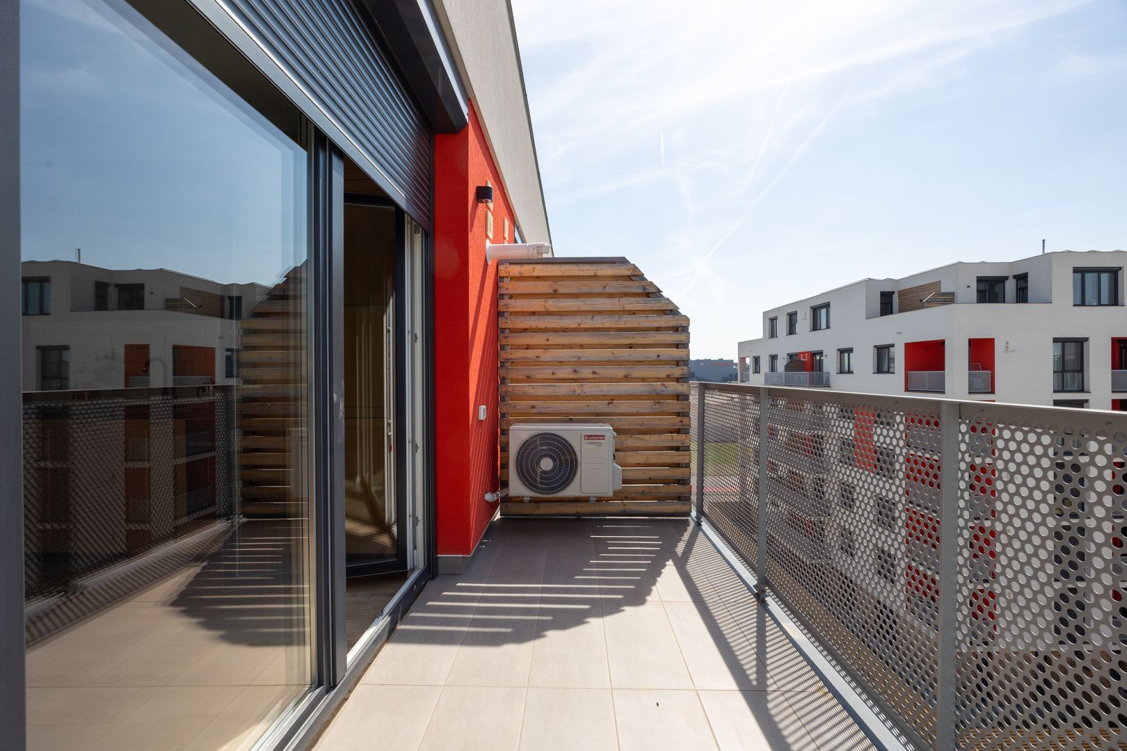 Apartament 2 dormitoare-Randament imediat ideal pt investiție sigură - Poză 1