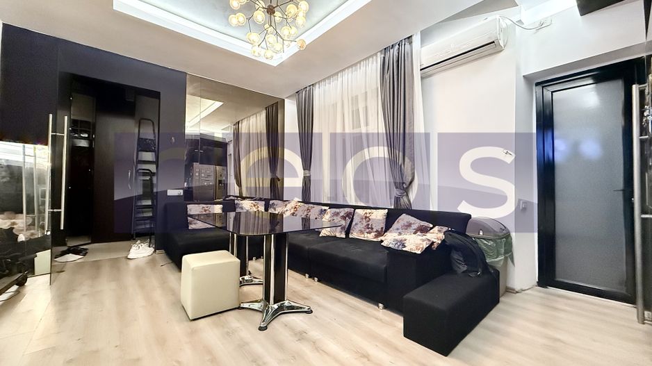 VANZARE 4 CAMERE | ZONA UNIVESITATE | CENTRALA PROPRIE - Poză 1