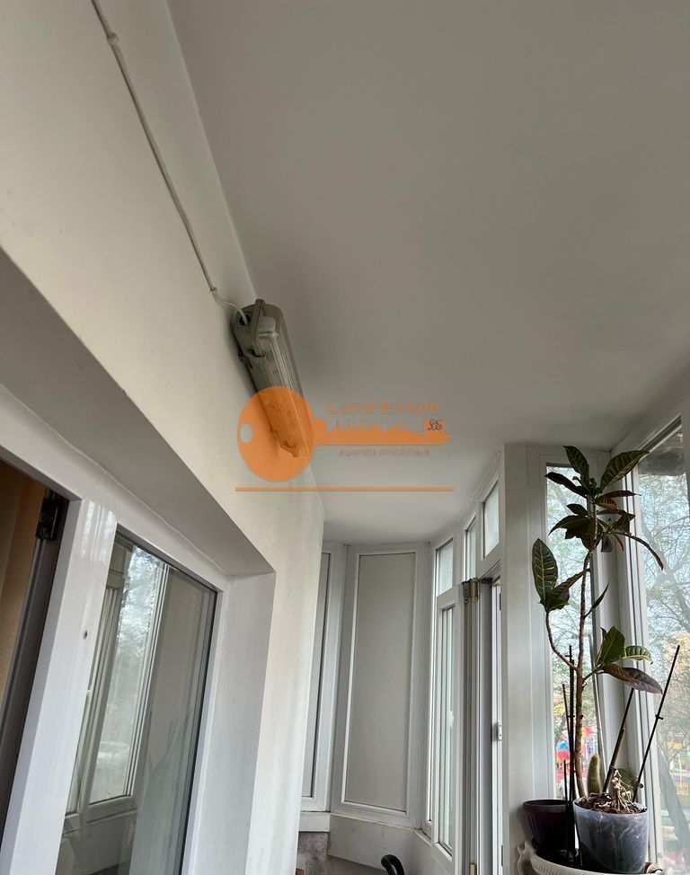 Apartament cu 4 camere in zona Parc Sebastian-Centrala Proprie - Poză 5