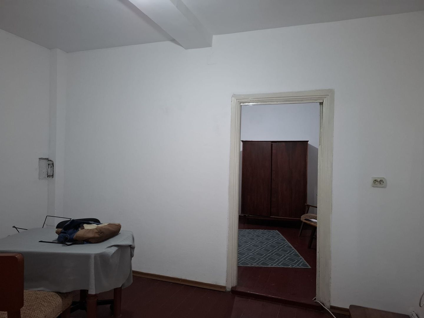 URGENT!, vila singur curte, TEREN IN PROPRIETATE, libera, NEGOCIABIL - Poză 10