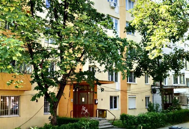 Apartament-85000 euro- 3 camere și garaj - Poză 1