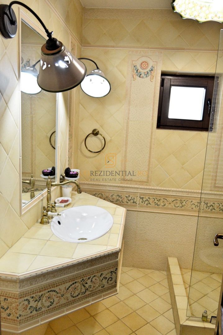 3 Camere,  Natiunile Unite - Palatul Parlamentului, Mobilat lux - Poză 21