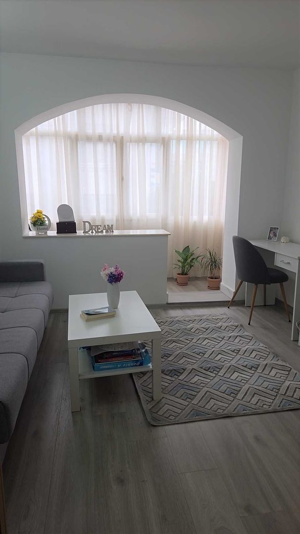 Vand apartament 2 camere zona centrala - Poză 4