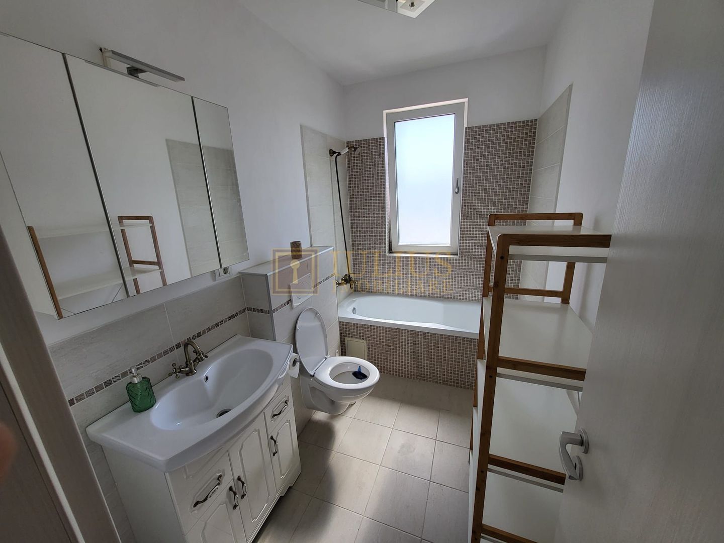 Bloc nou, 3 camere, 2 locuri de parcare- Dumbravita - Poză 8