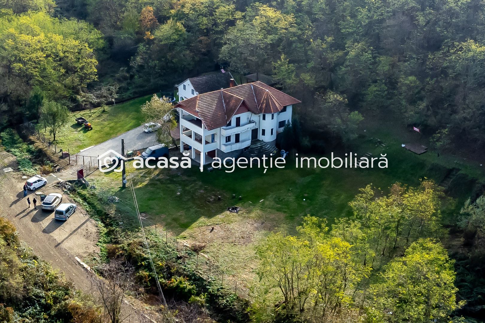 Casă în localitatea Miniș - Comision 0% la cumparare - Poză 13