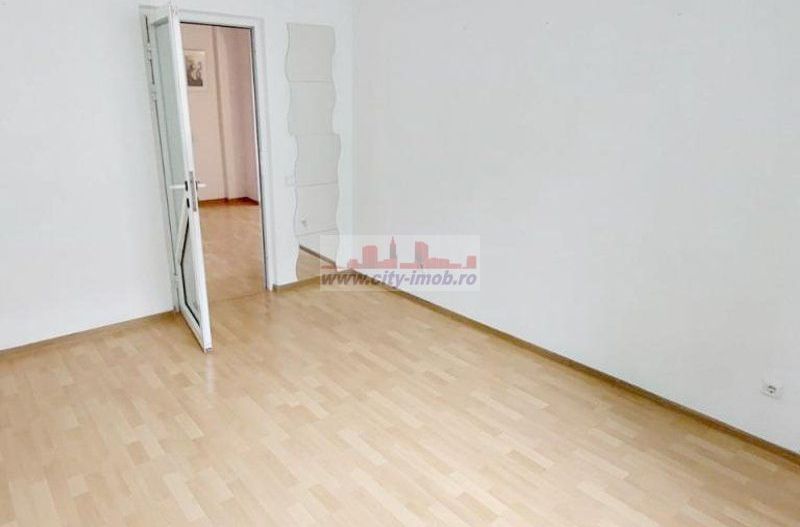Inchiriere Apartment 3 Camere in VILA  Tineretului - Poză 12
