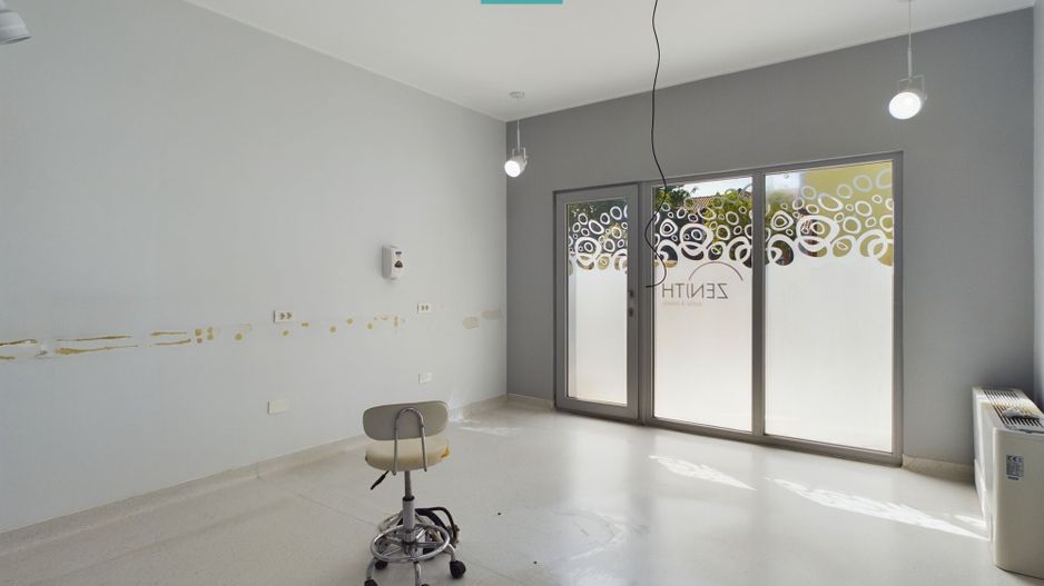 Vilă cu destinație multiplă situată ultracentral - Poză 19