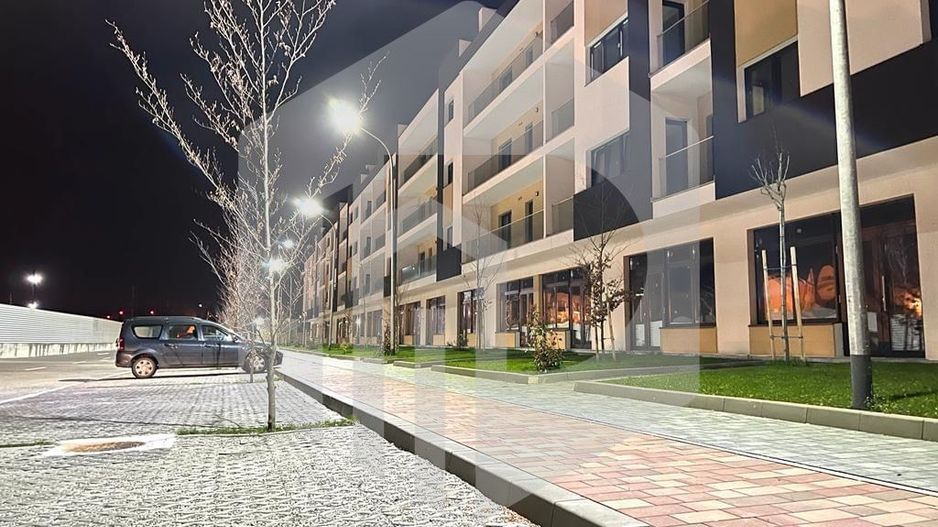 Apartament 3 camere | Turnisor | Etaj intermediar  | Decomandat - Poză 1