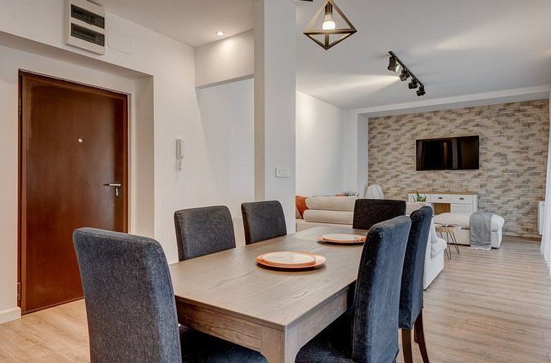Apartament tip penthouse in Natura Residence, terasa 62 mp, mobilat modern - Poză 12
