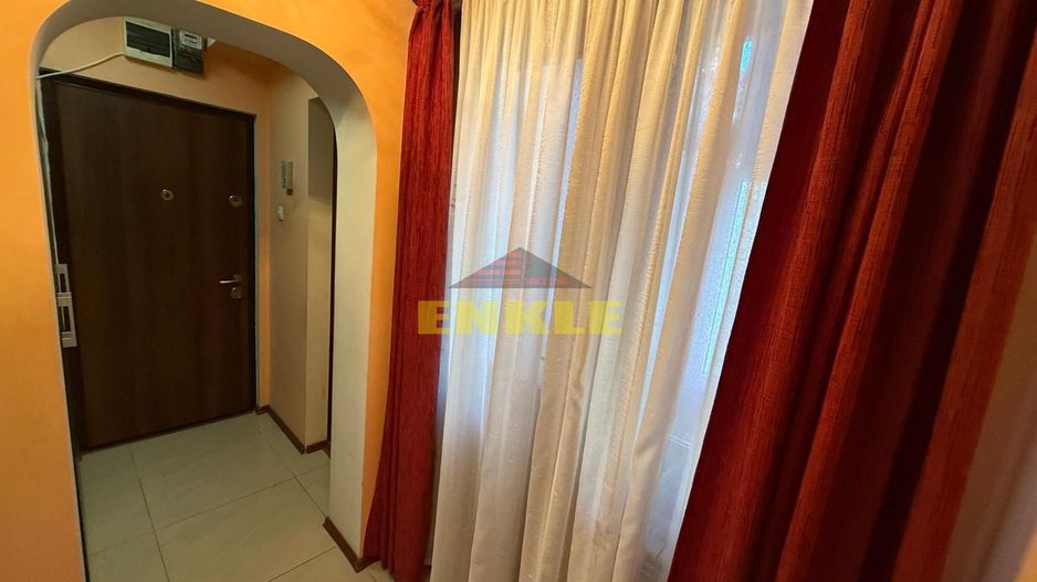 De vânzare apartament 4 camere – Zona Școala 7 - Poză 6