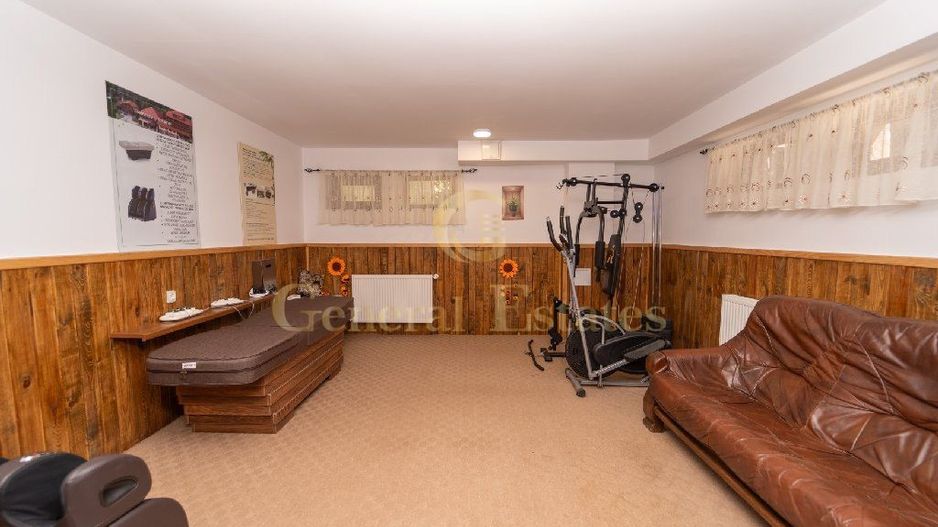 Pensiune de excepție de vânzare – Moeciu de Sus, Brașov - Poză 12