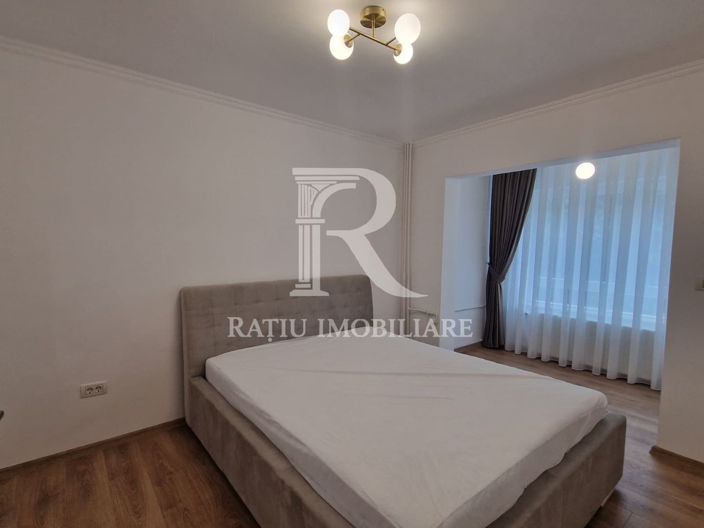 Apartament cu 3 camere | Etajul 2 | Nufarul | Oradea - Poză 8