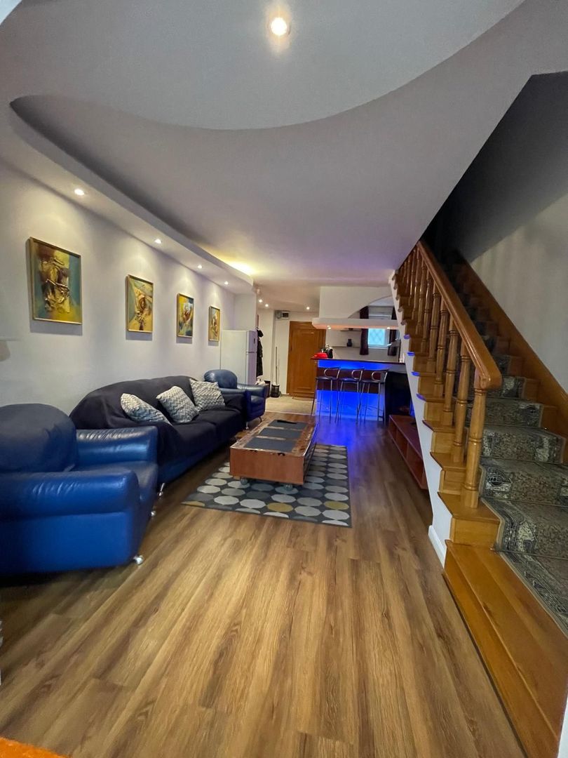 Apartament Premium pe două niveluri, lângă Sala Palatului I CentralA - Poză 2